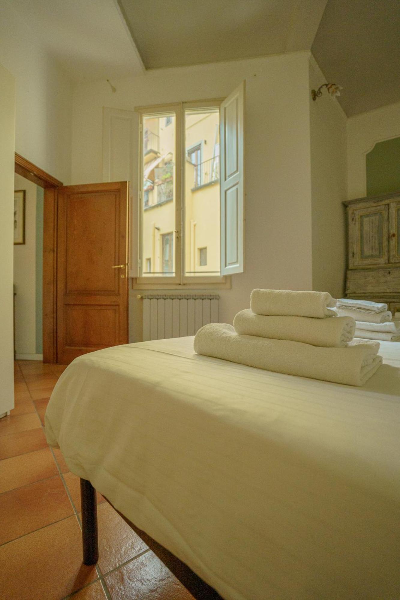 Tranquil Suite Near Museums And Train Station Firenze Esterno foto
