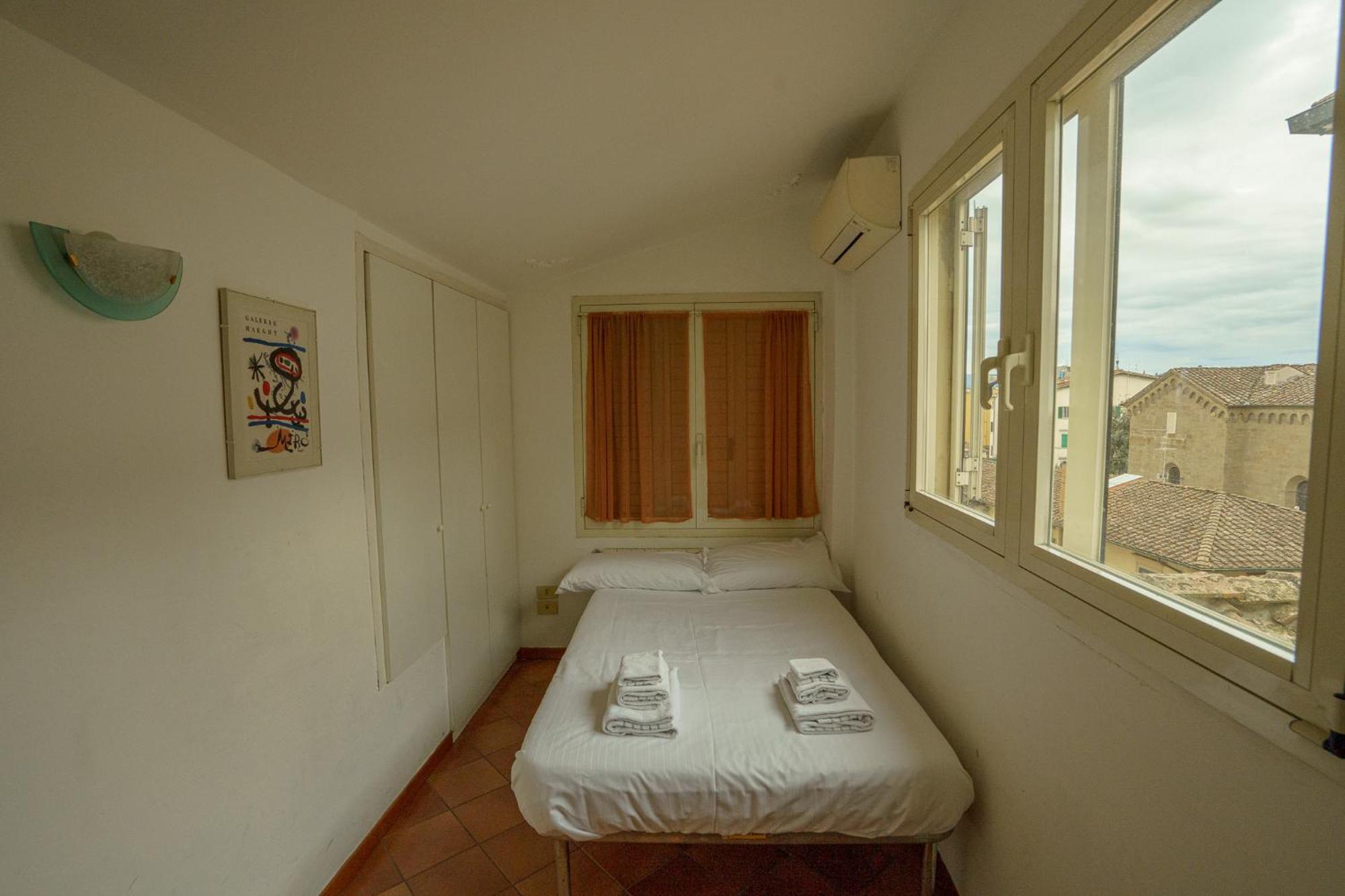 Tranquil Suite Near Museums And Train Station Firenze Esterno foto