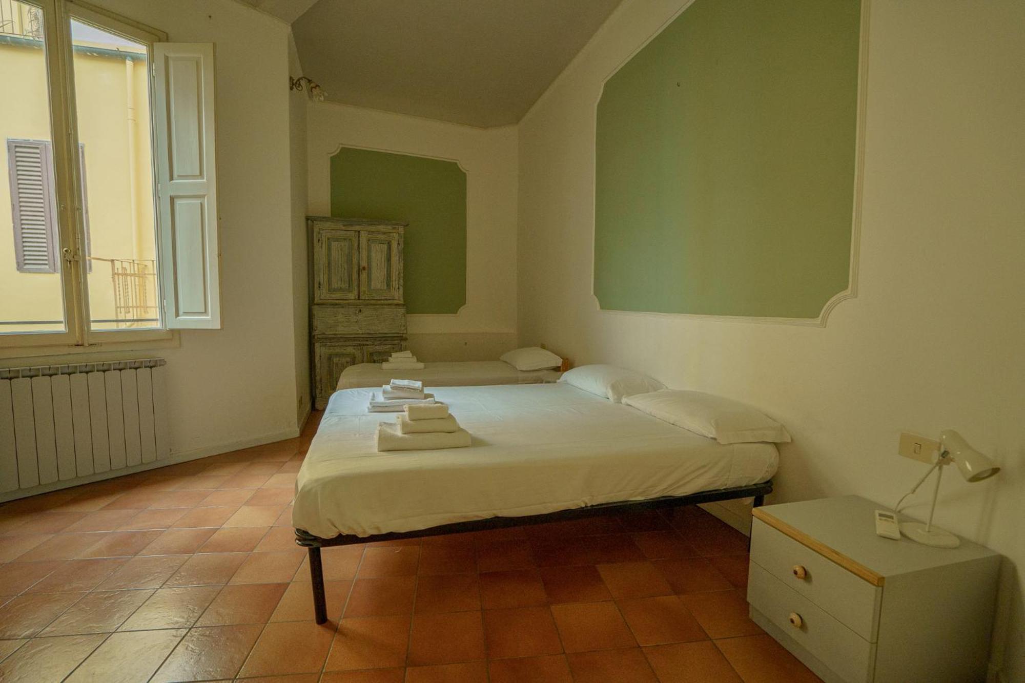 Tranquil Suite Near Museums And Train Station Firenze Esterno foto