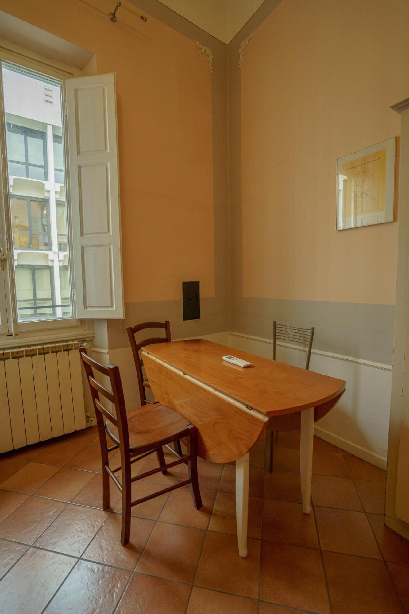 Tranquil Suite Near Museums And Train Station Firenze Esterno foto