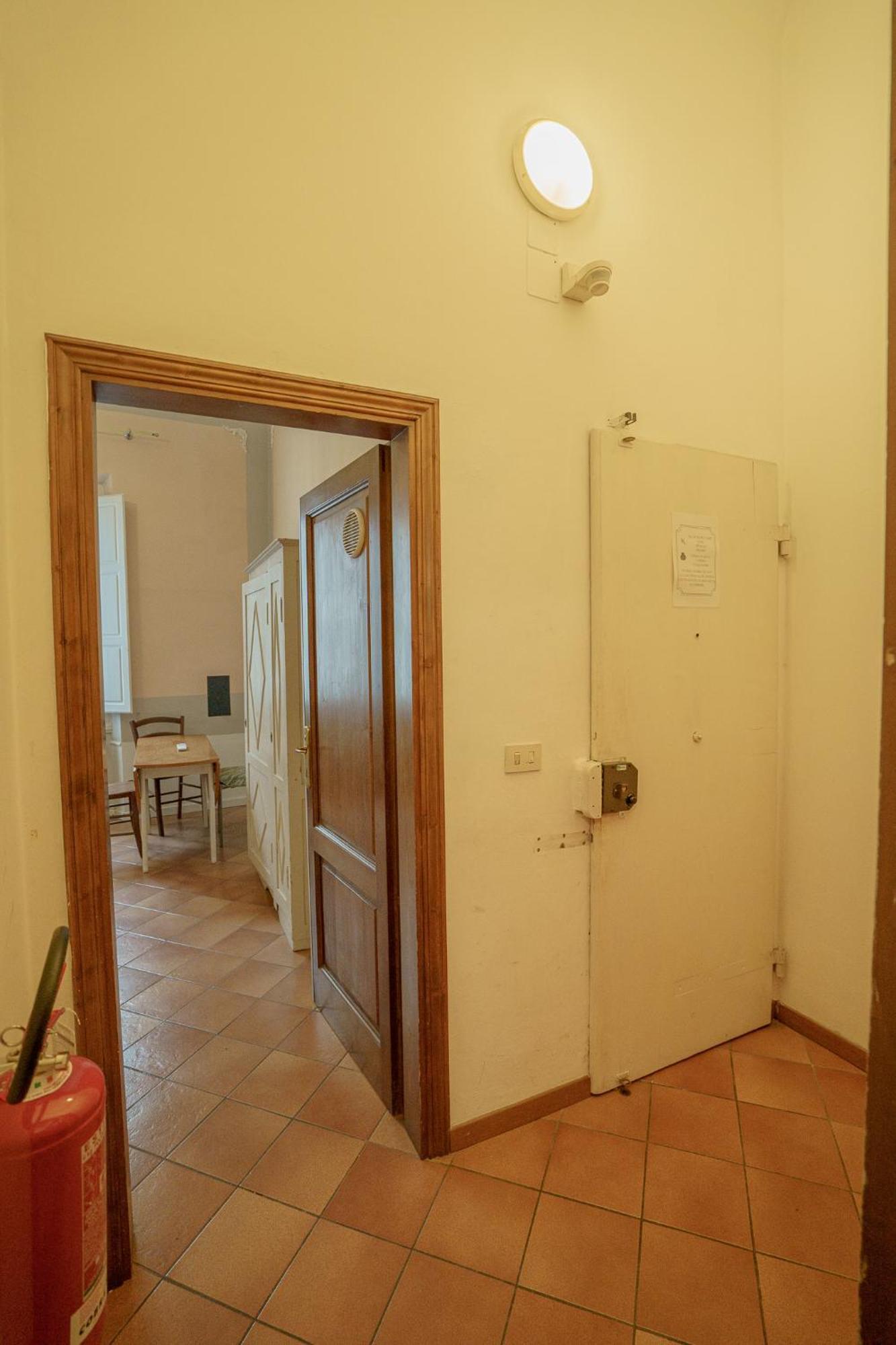 Tranquil Suite Near Museums And Train Station Firenze Esterno foto